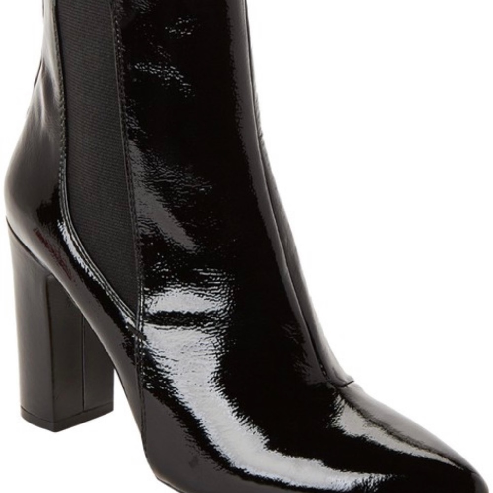 Like new Vince Camuto boots